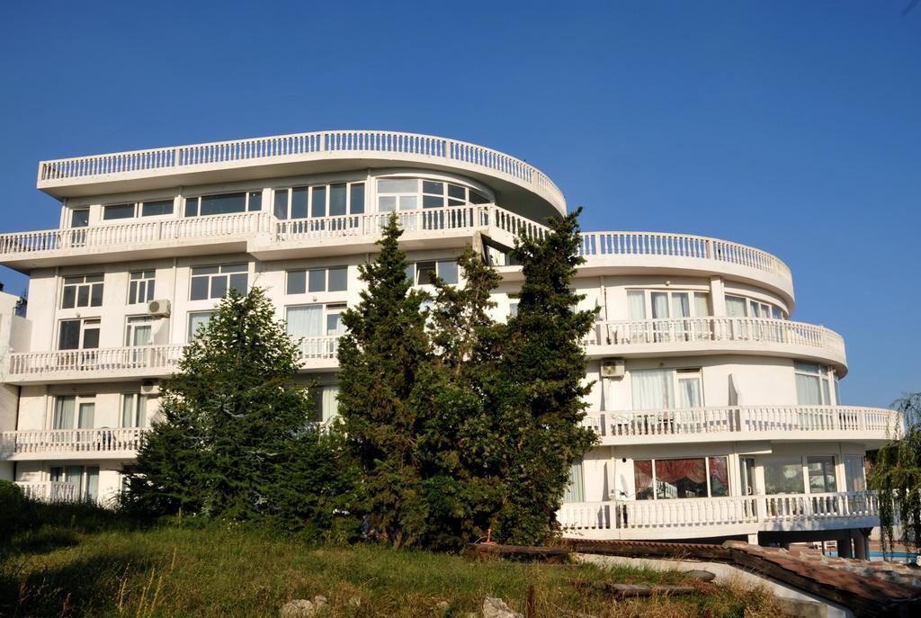 Family Hotel Casablanca Green Varna Exteriör bild