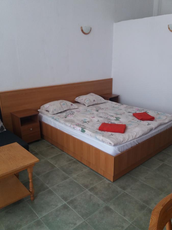 Family Hotel Casablanca Green Varna Exteriör bild