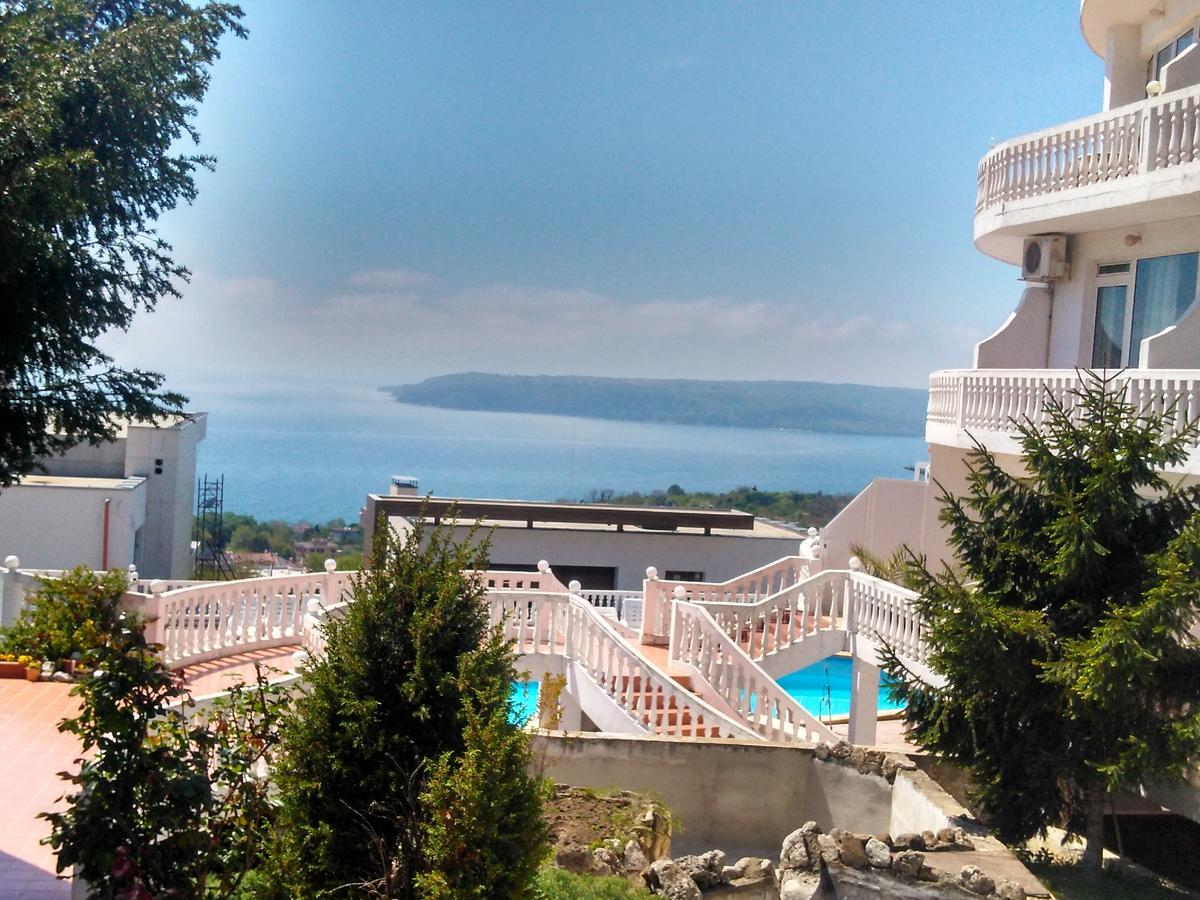 Family Hotel Casablanca Green Varna Exteriör bild